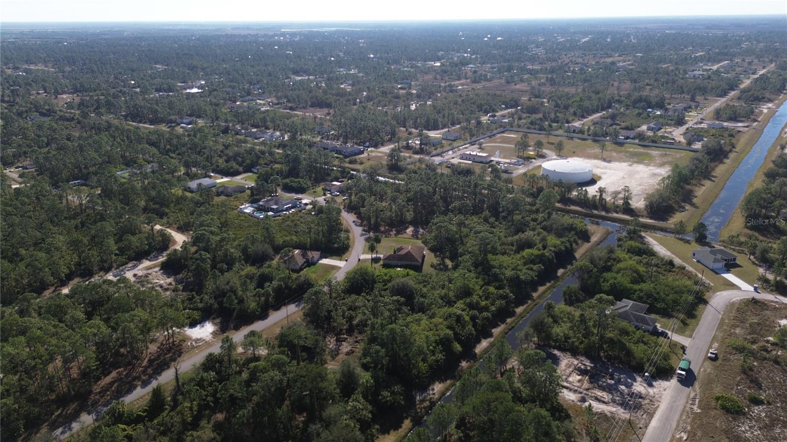 880 GULF LN, LEHIGH ACRES, FL, 33974