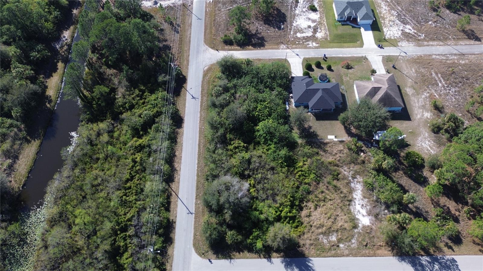 880 GULF LN, LEHIGH ACRES, FL, 33974