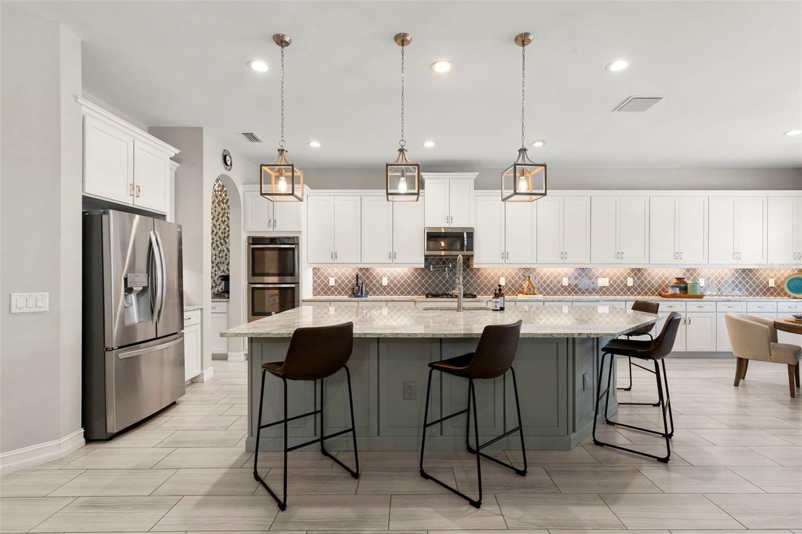 3515 LANDS END WAY, LUTZ, FL, 33548