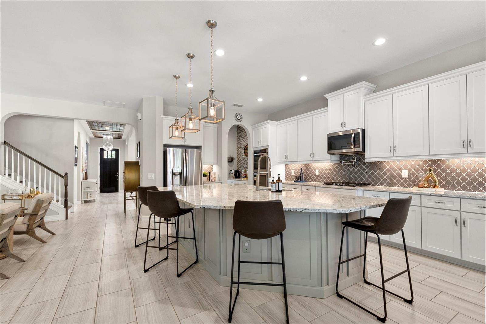 3515 LANDS END WAY, LUTZ, FL, 33548