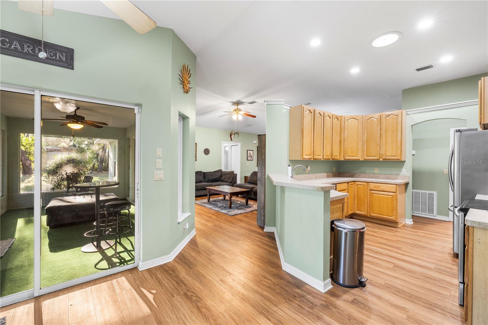 7400 S EASTLAKE DR, FLORAL CITY, FL, 34436