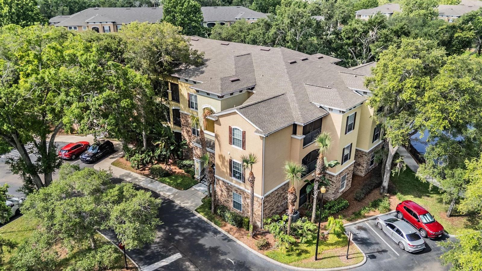 10103 COURTNEY OAKS CIR #103, TAMPA, FL, 33619