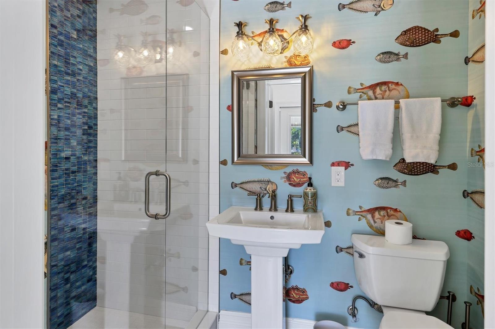 110 N WARBLER LN, SARASOTA, FL, 34236