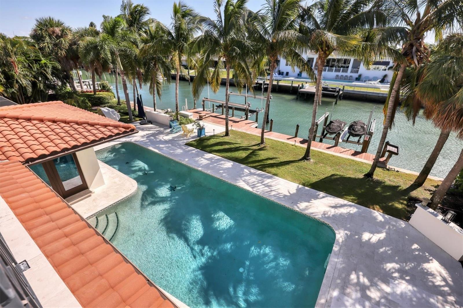 110 N WARBLER LN, SARASOTA, FL, 34236