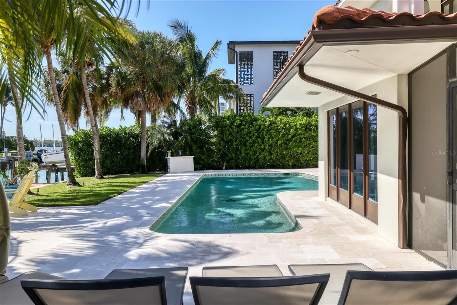 110 N WARBLER LN, SARASOTA, FL, 34236