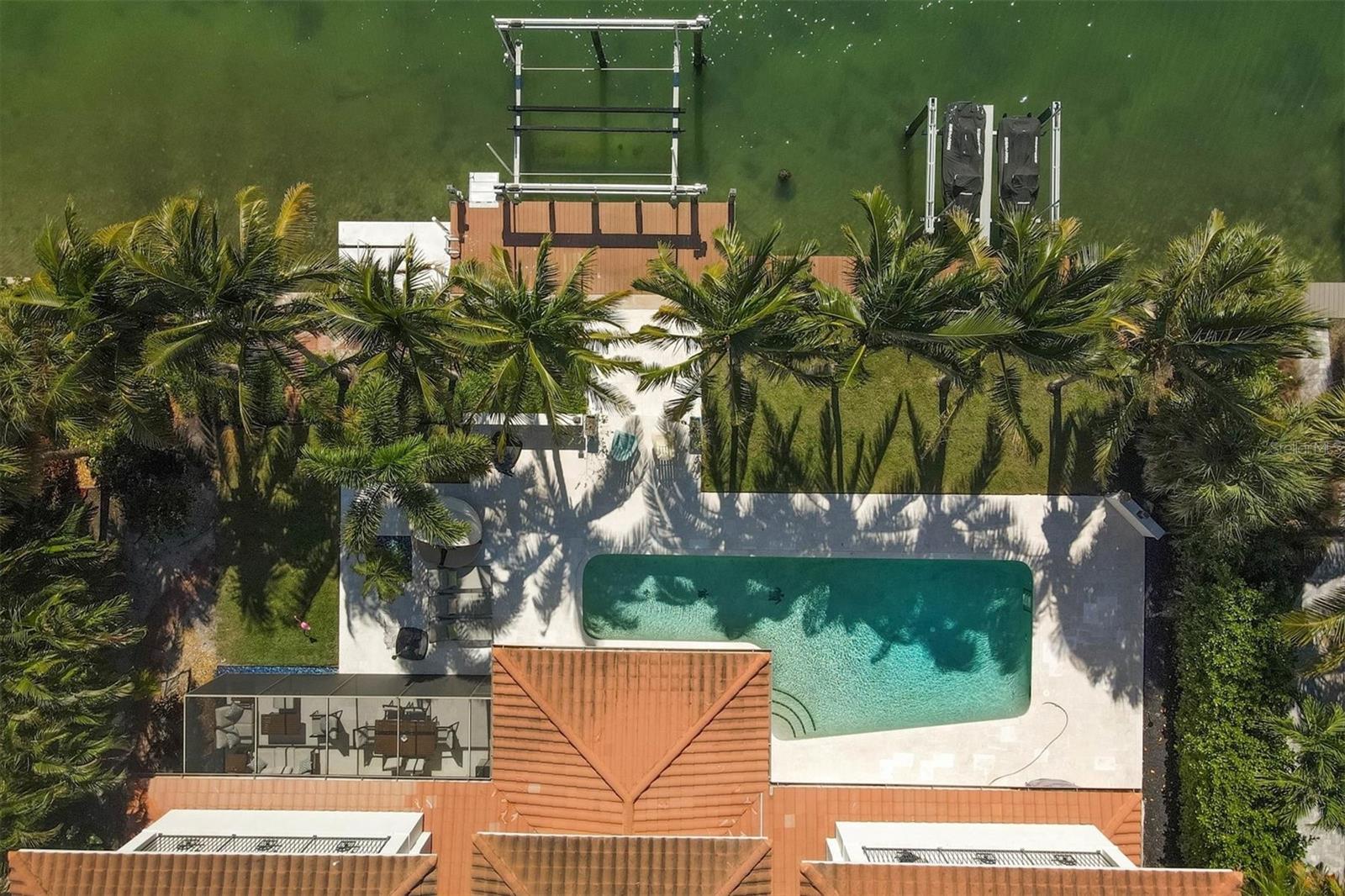 110 N WARBLER LN, SARASOTA, FL, 34236