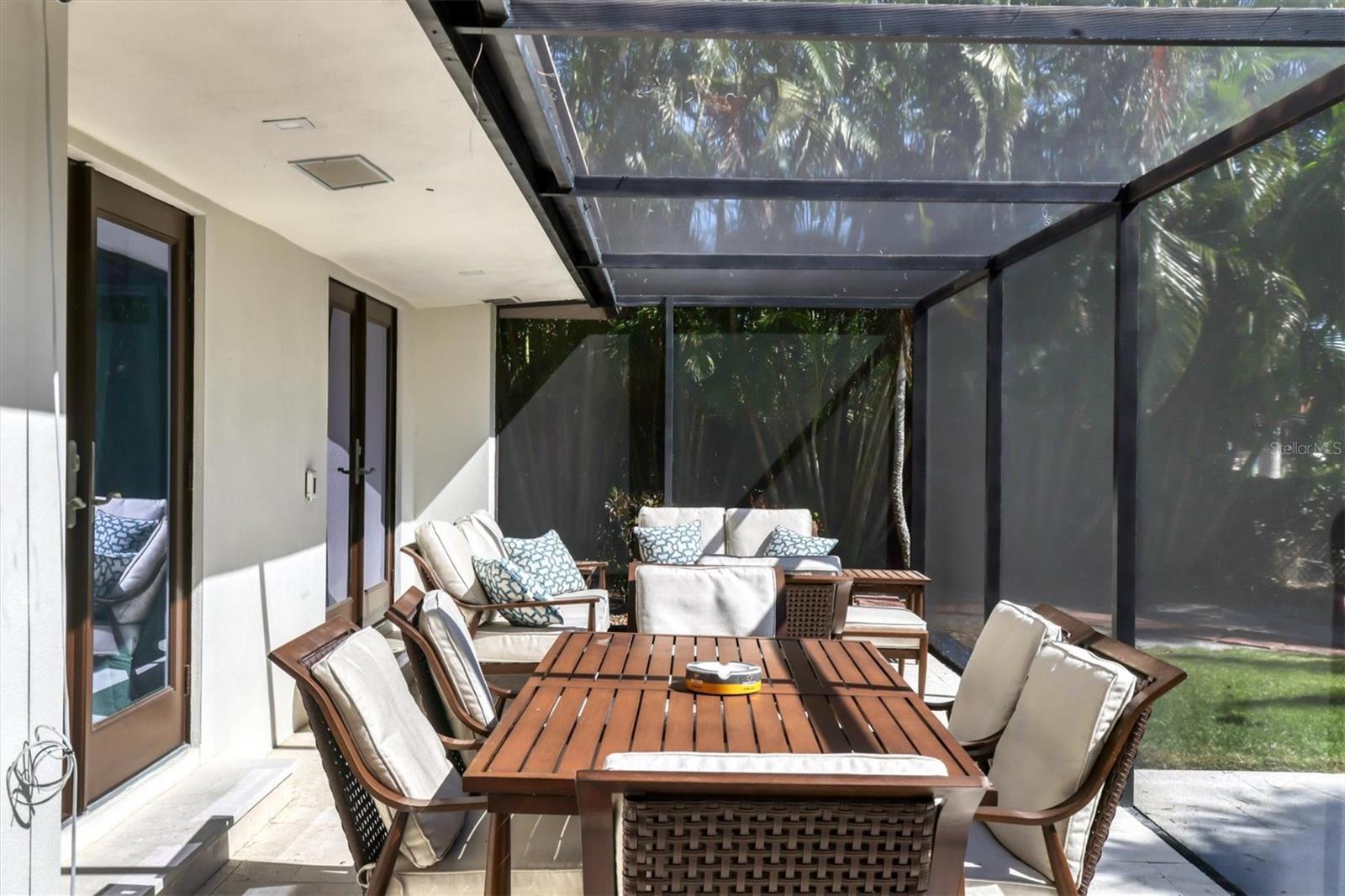 110 N WARBLER LN, SARASOTA, FL, 34236