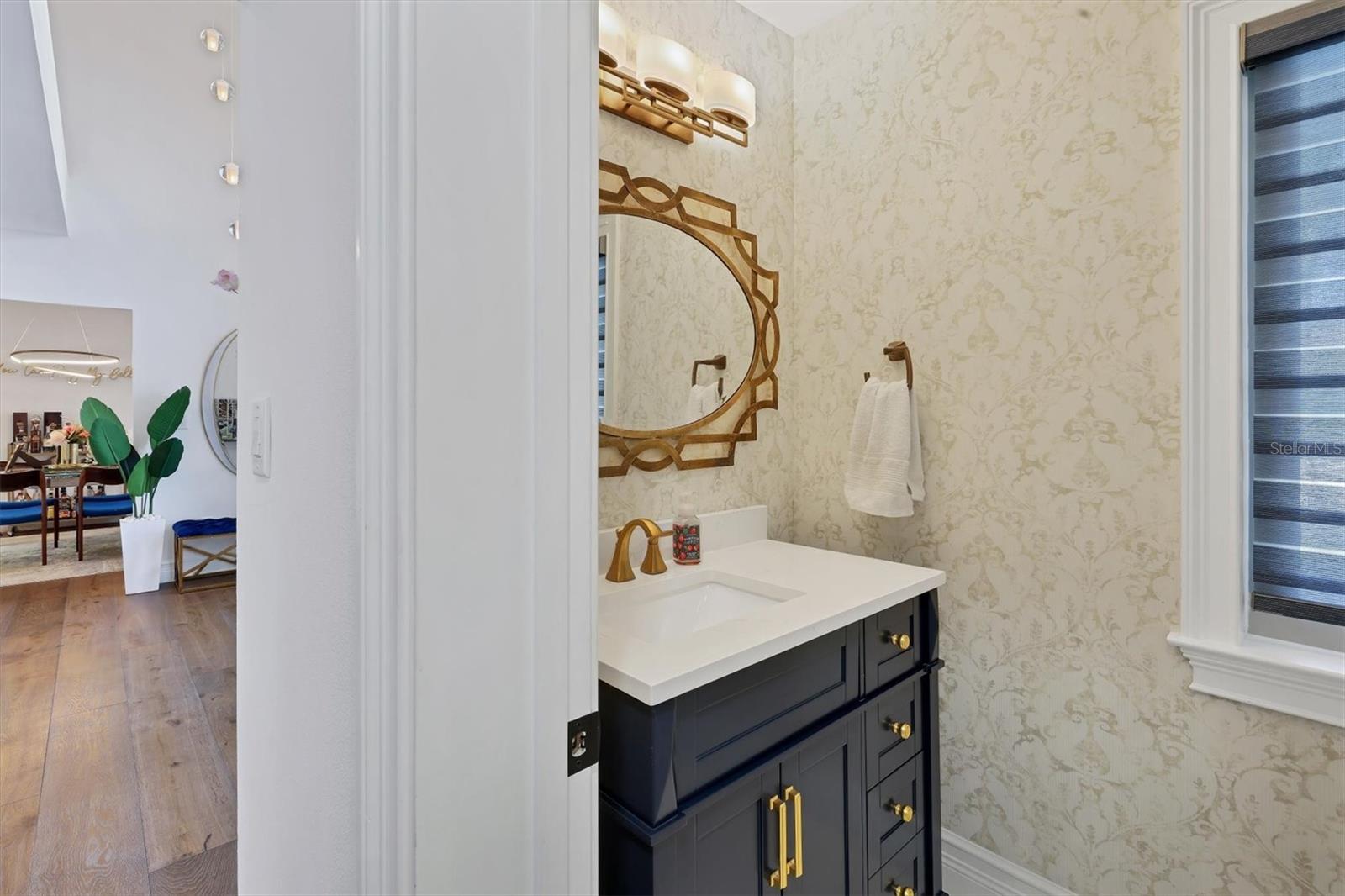 110 N WARBLER LN, SARASOTA, FL, 34236