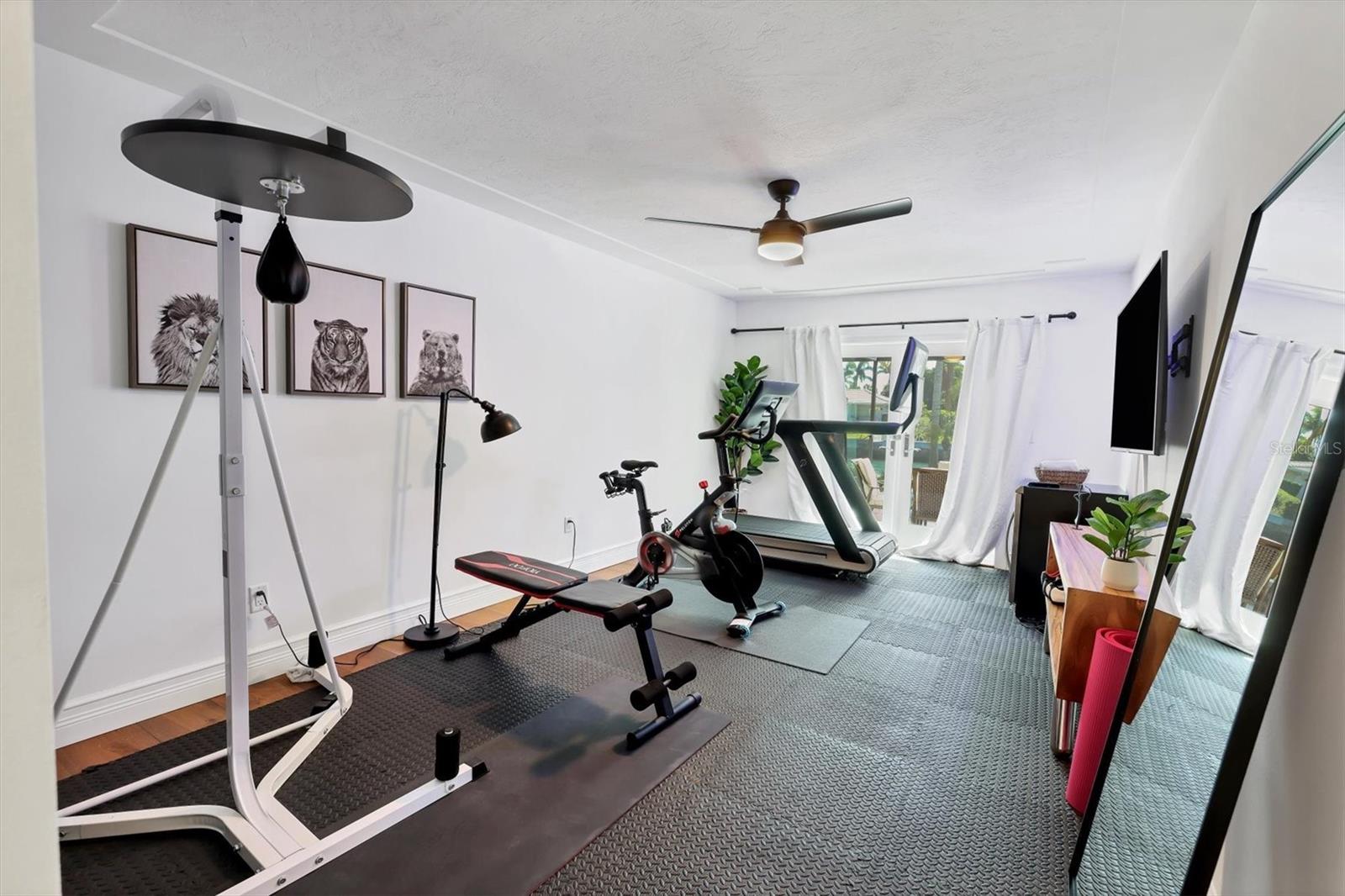 110 N WARBLER LN, SARASOTA, FL, 34236
