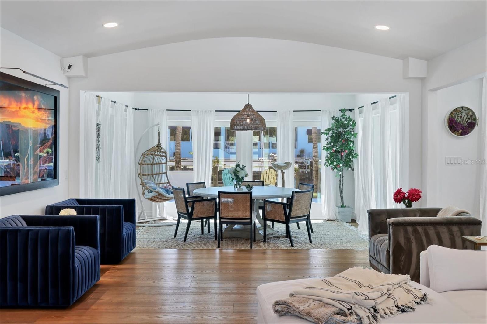 110 N WARBLER LN, SARASOTA, FL, 34236