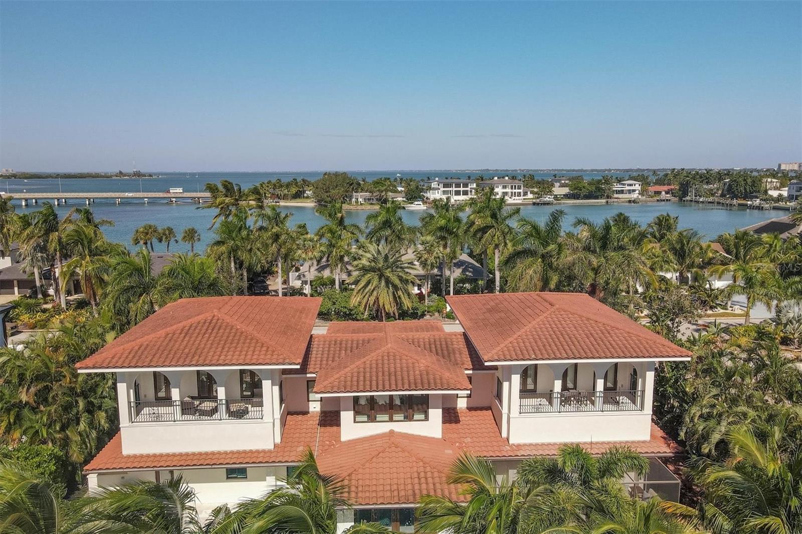 110 N WARBLER LN, SARASOTA, FL, 34236