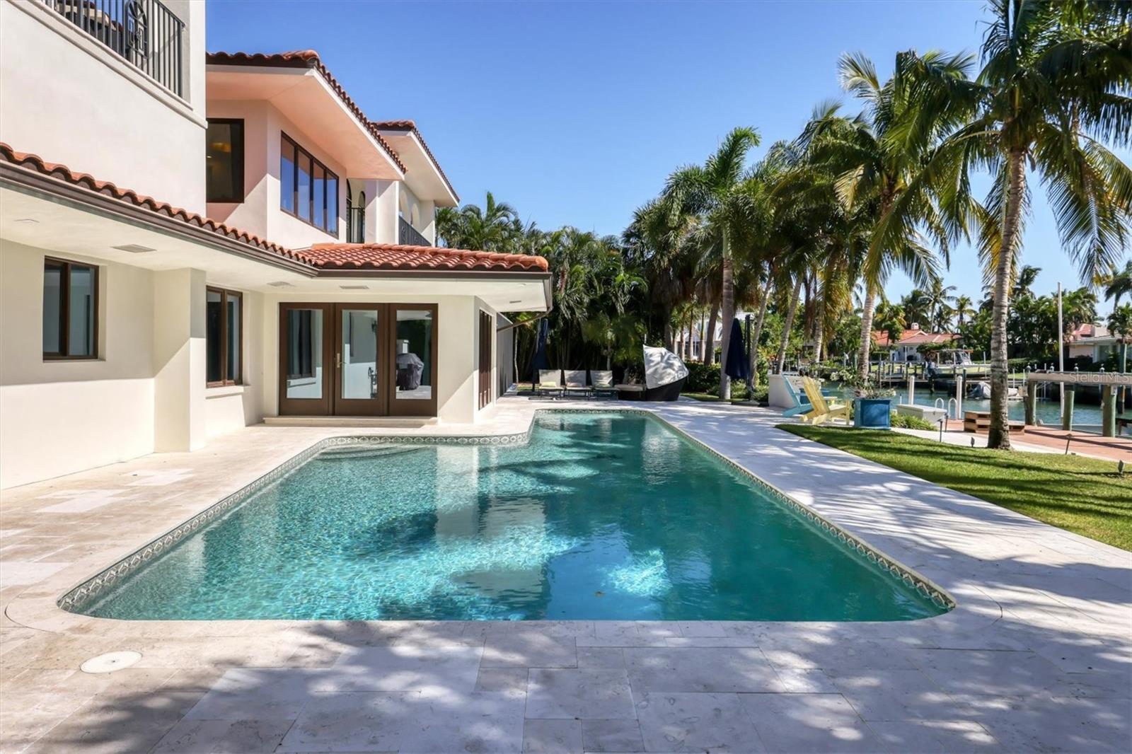 110 N WARBLER LN, SARASOTA, FL, 34236