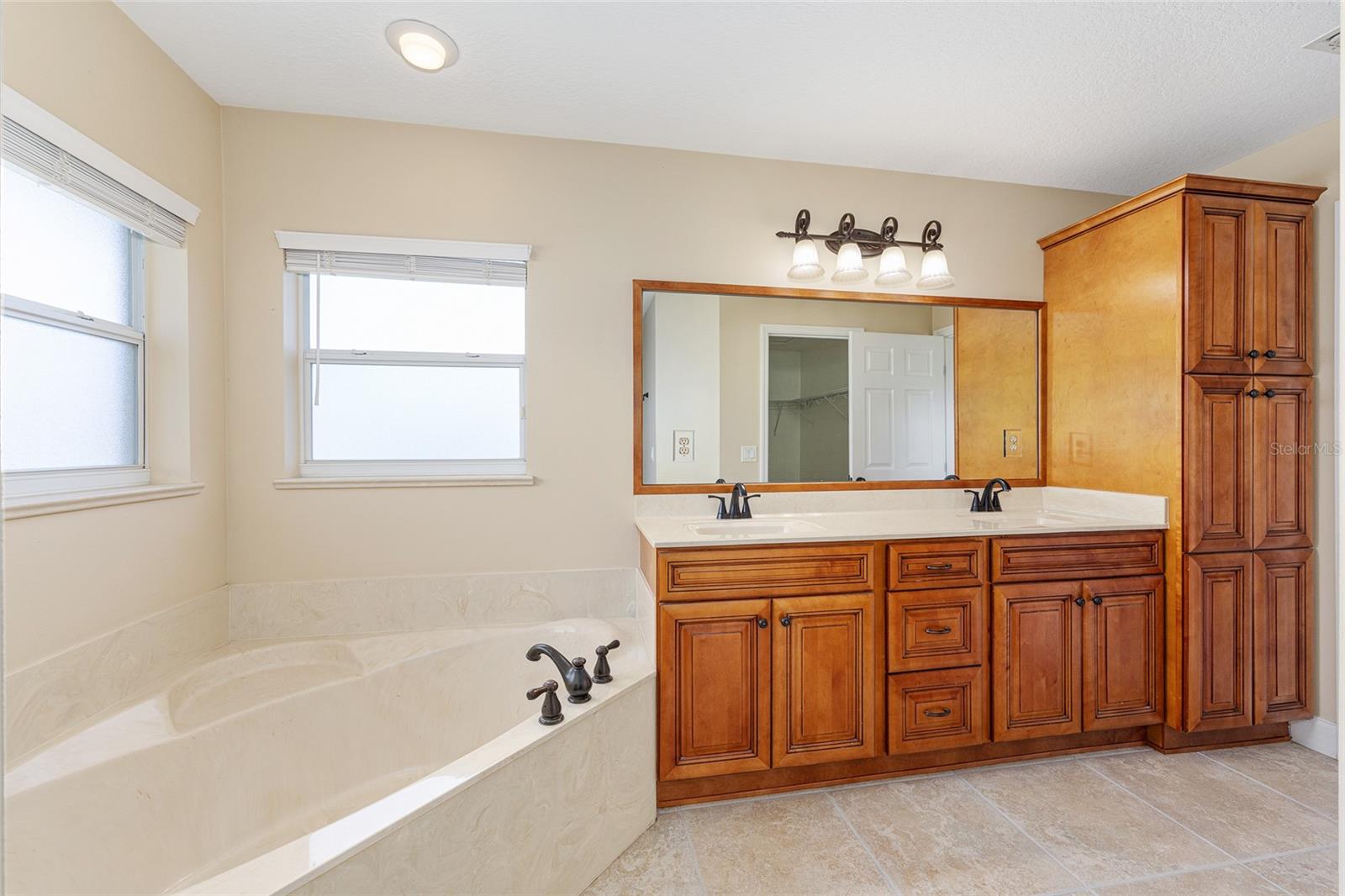 915 SE 69TH AVE, OCALA, FL, 34472