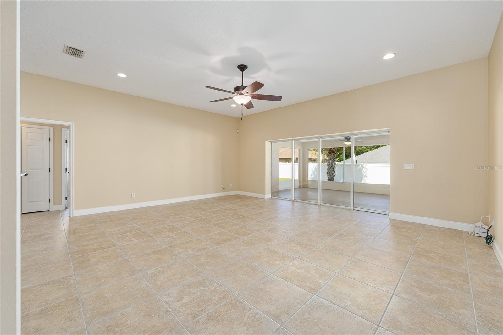 915 SE 69TH AVE, OCALA, FL, 34472