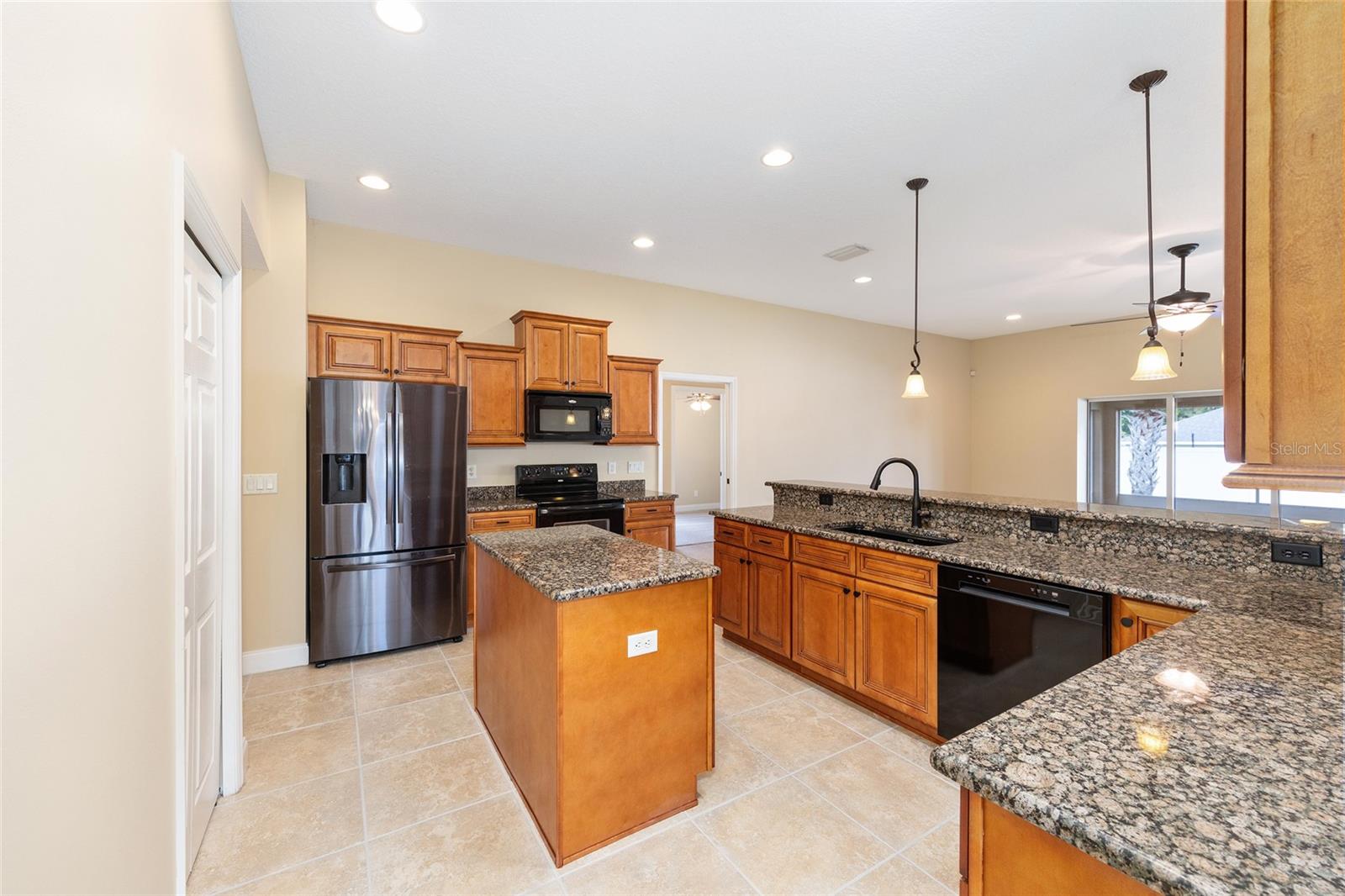 915 SE 69TH AVE, OCALA, FL, 34472