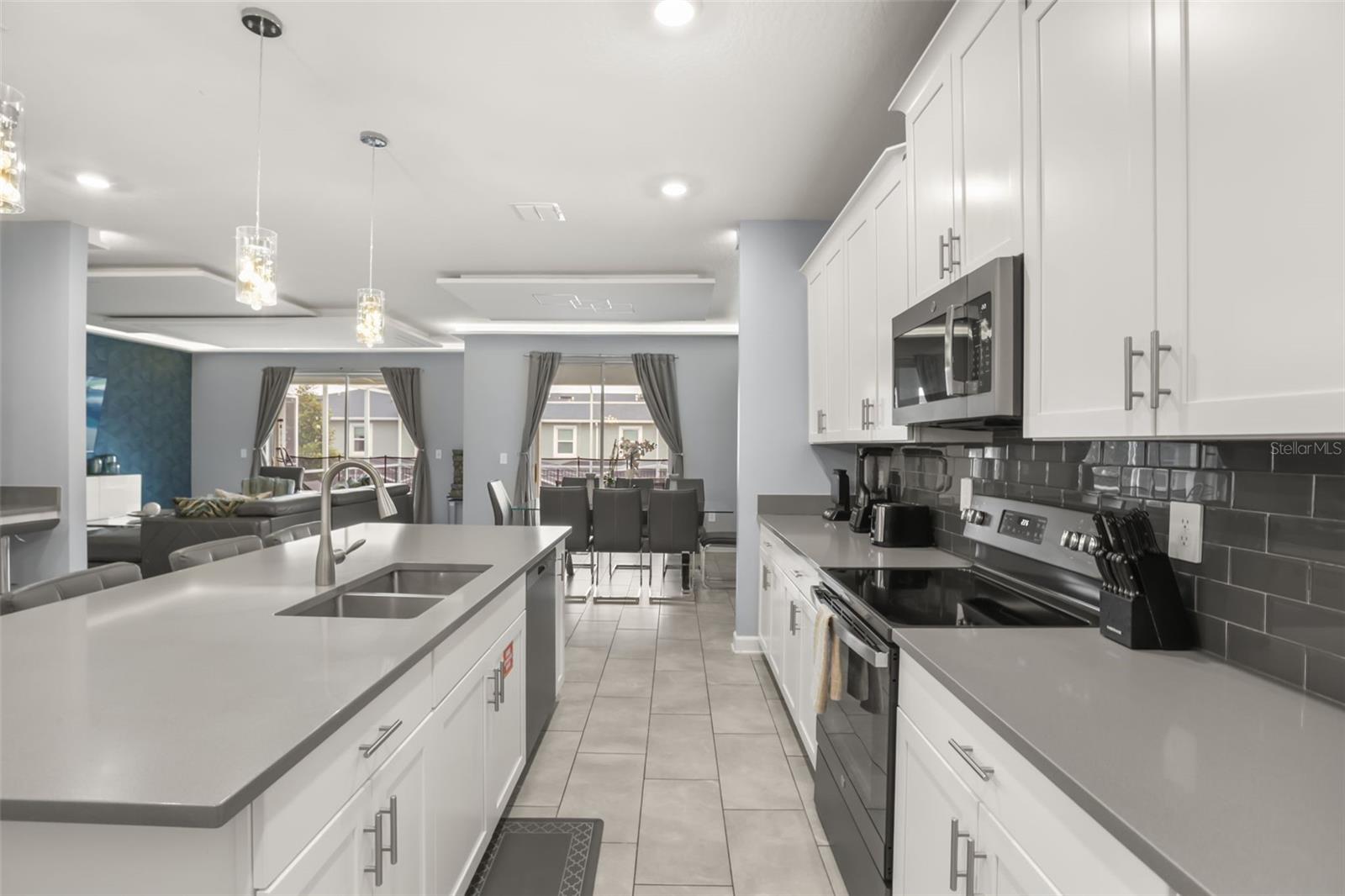 9093 SOMMERSET HILLS DR, DAVENPORT, FL, 33896