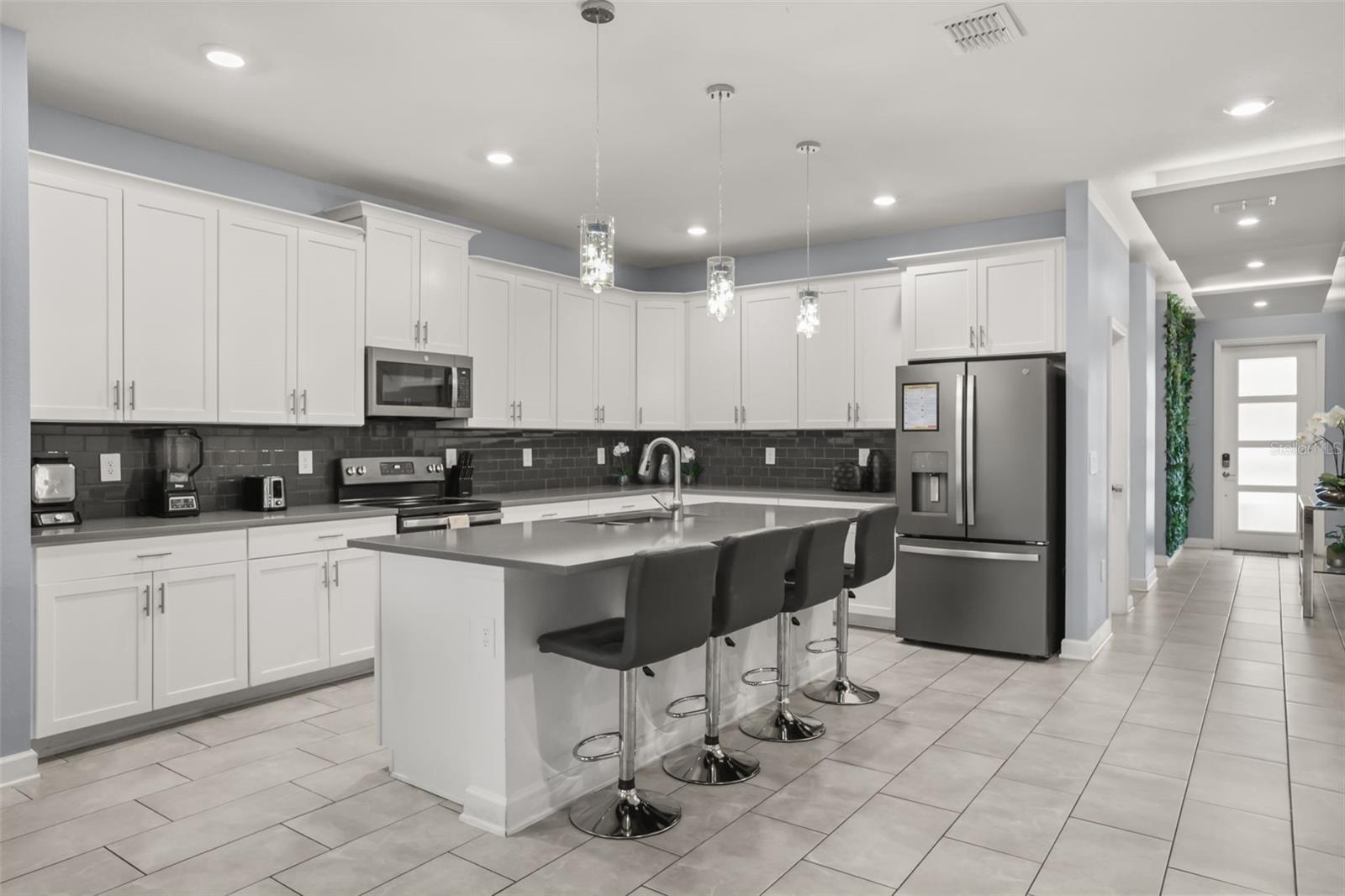 9093 SOMMERSET HILLS DR, DAVENPORT, FL, 33896