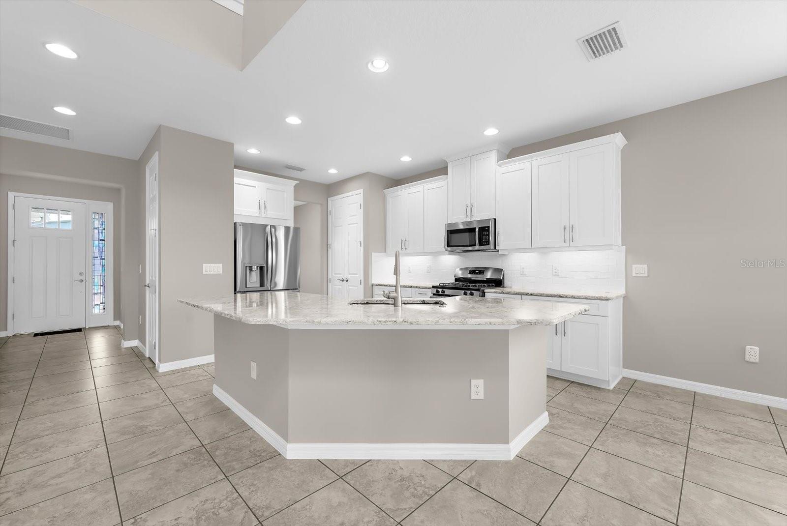 5633 MAIDENSTONE WAY, PALMETTO, FL, 34221