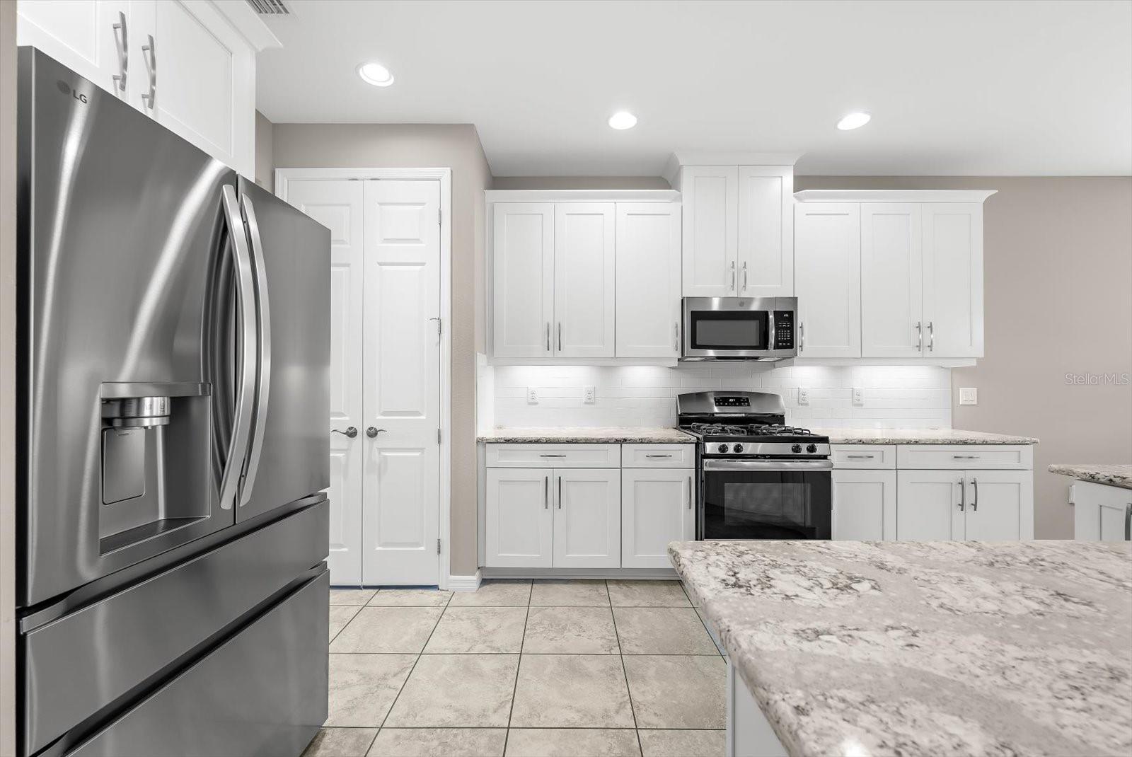 5633 MAIDENSTONE WAY, PALMETTO, FL, 34221