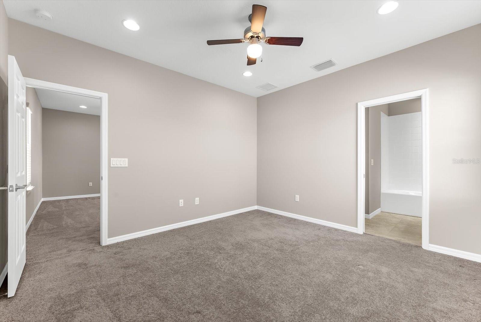 5633 MAIDENSTONE WAY, PALMETTO, FL, 34221
