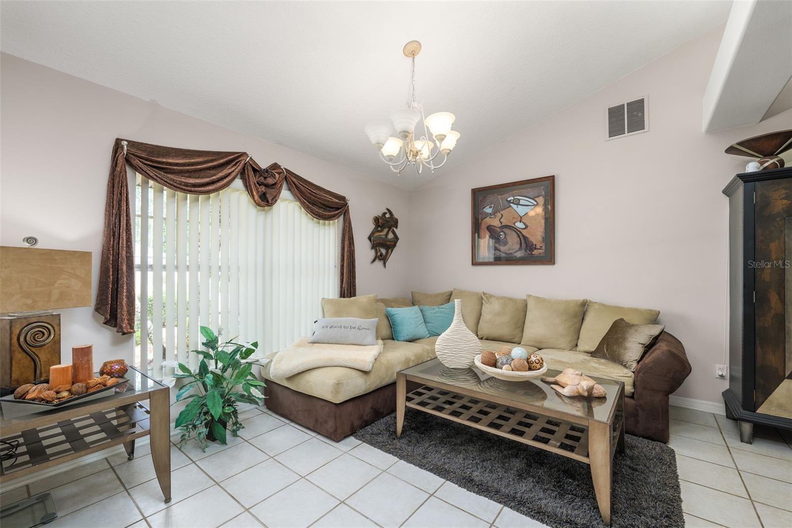 24 EGAN DR, PALM COAST, FL, 32164
