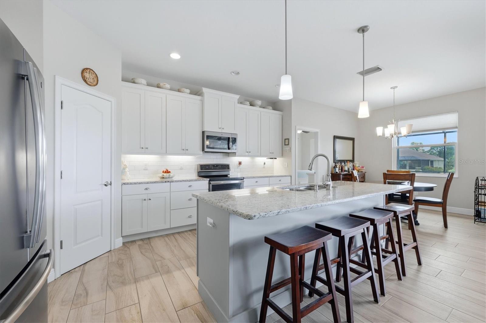 48 LONG MEADOW LN, ROTONDA WEST, FL, 33947