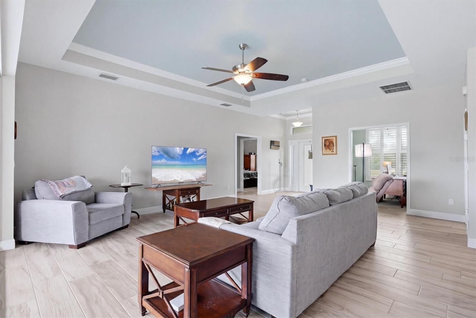 48 LONG MEADOW LN, ROTONDA WEST, FL, 33947
