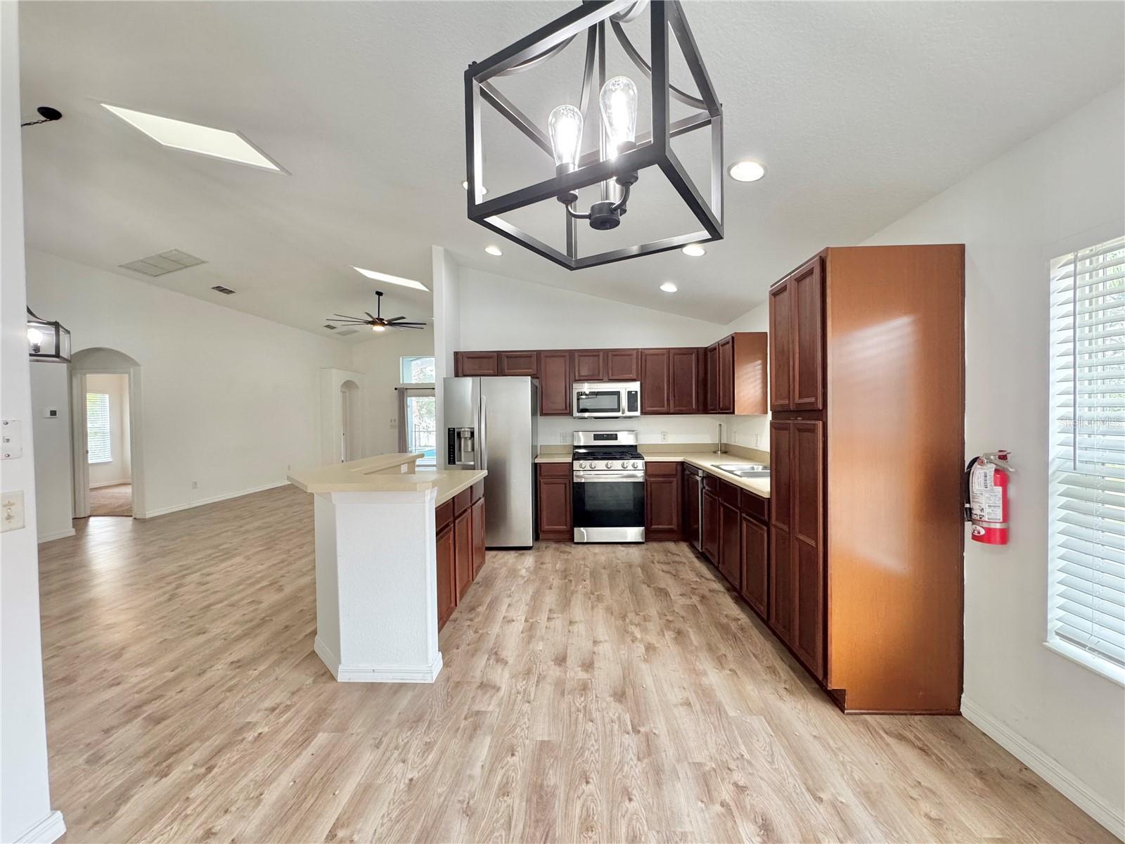 502 VIOLA DR, DAVENPORT, FL, 33837