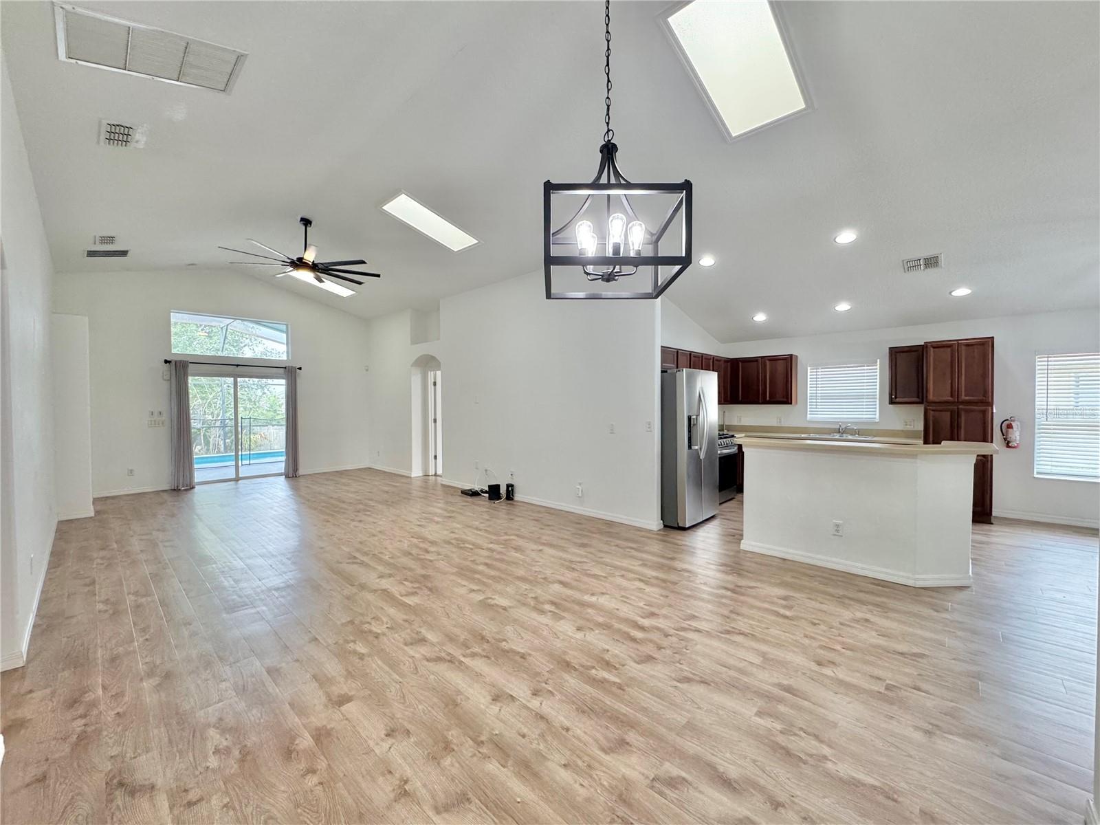 502 VIOLA DR, DAVENPORT, FL, 33837