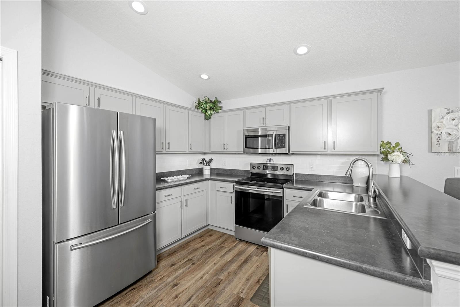 916 ORLEANS DR, EAGLE LAKE, FL, 33839