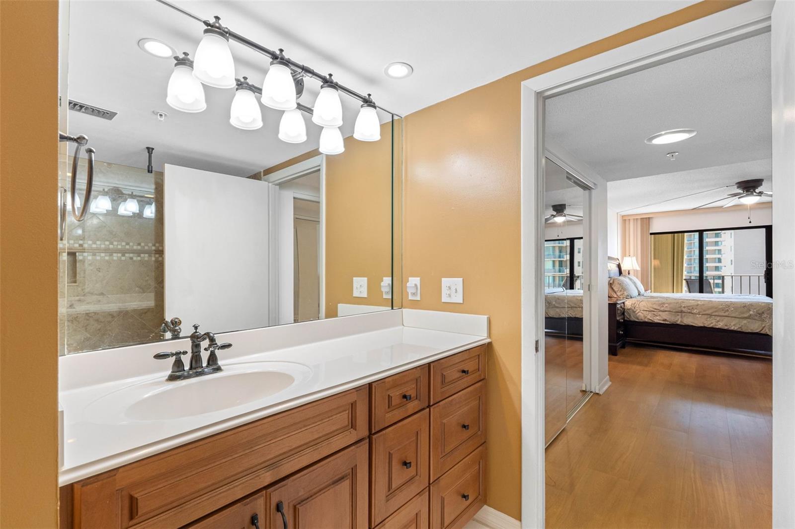 1480 GULF BLVD #1011, CLEARWATER BEACH, FL, 33767
