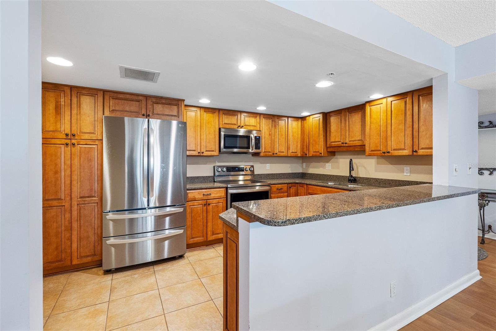 1480 GULF BLVD #1011, CLEARWATER BEACH, FL, 33767