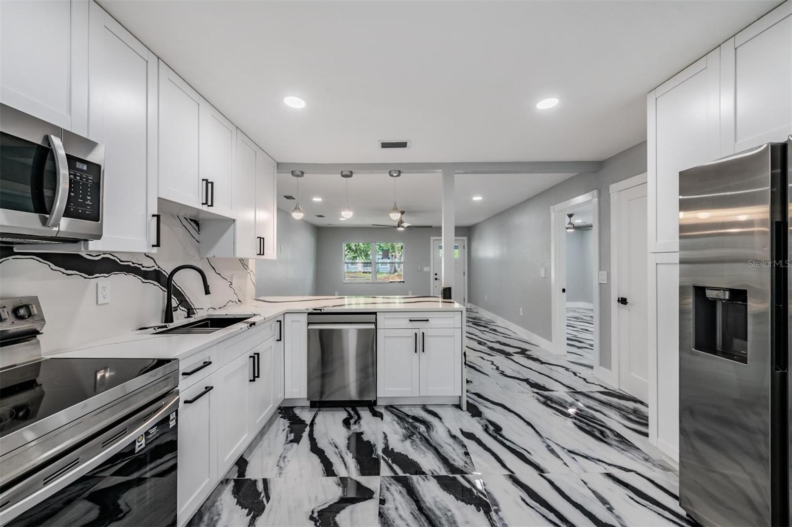 134 EMERALD LN, LARGO, FL, 33771