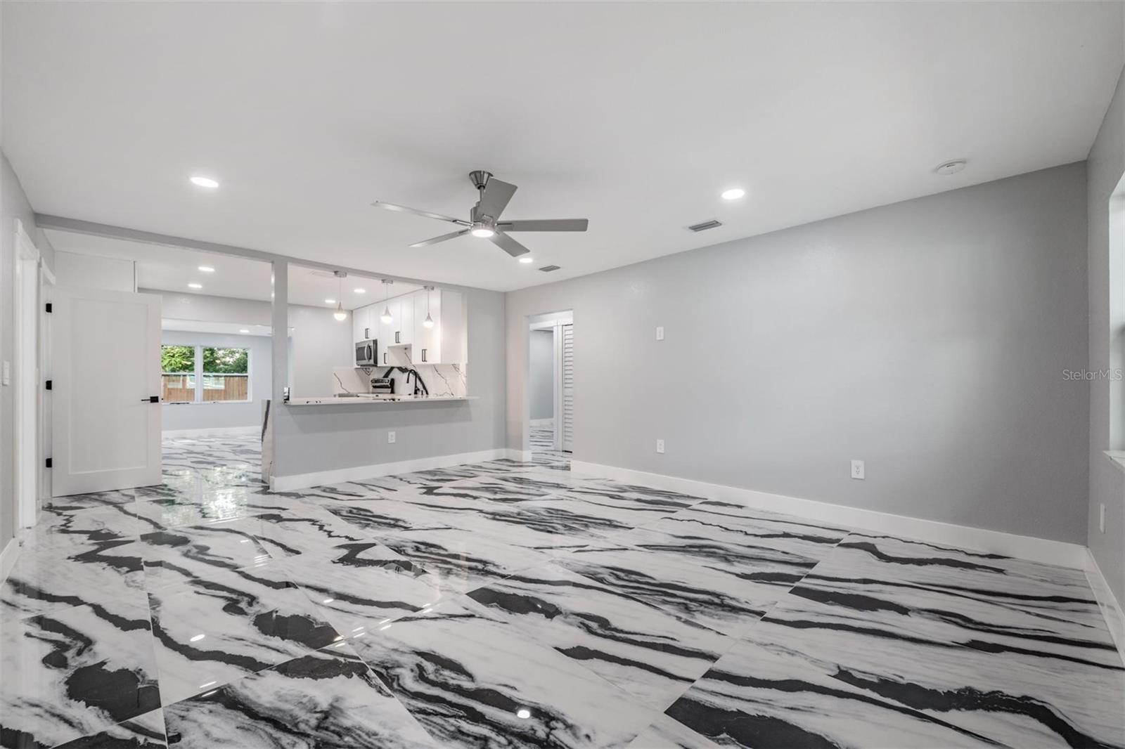134 EMERALD LN, LARGO, FL, 33771