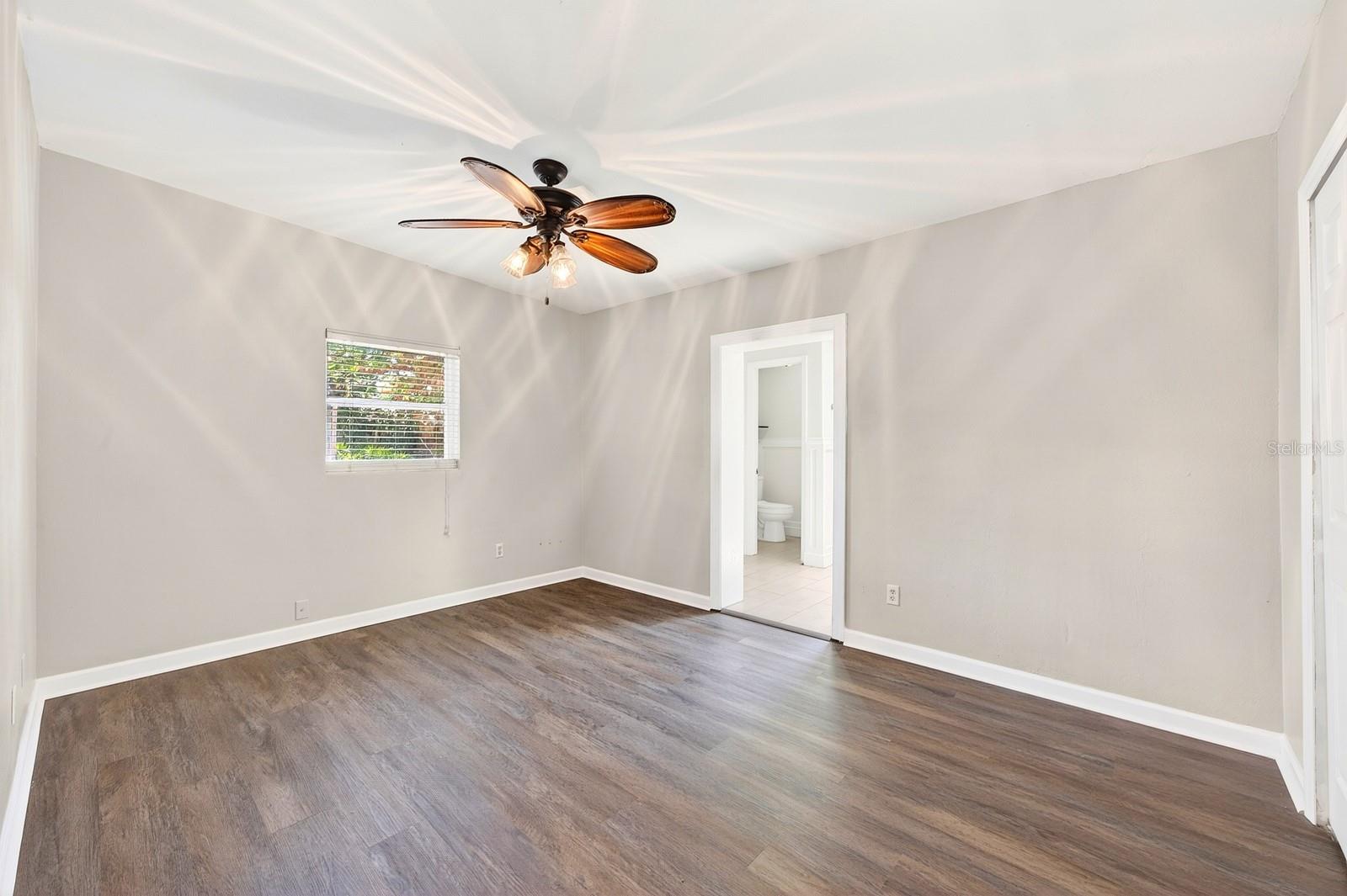2821 TOURAINE AVE, ORLANDO, FL, 32812