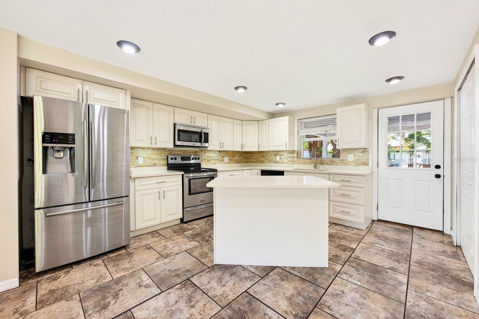 2821 TOURAINE AVE, ORLANDO, FL, 32812