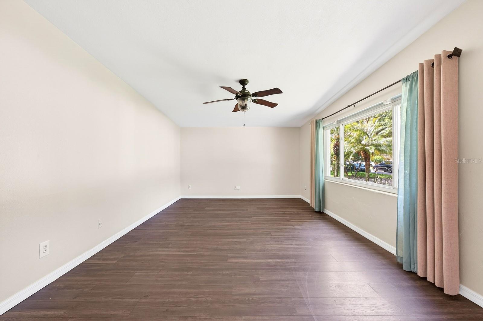 2821 TOURAINE AVE, ORLANDO, FL, 32812