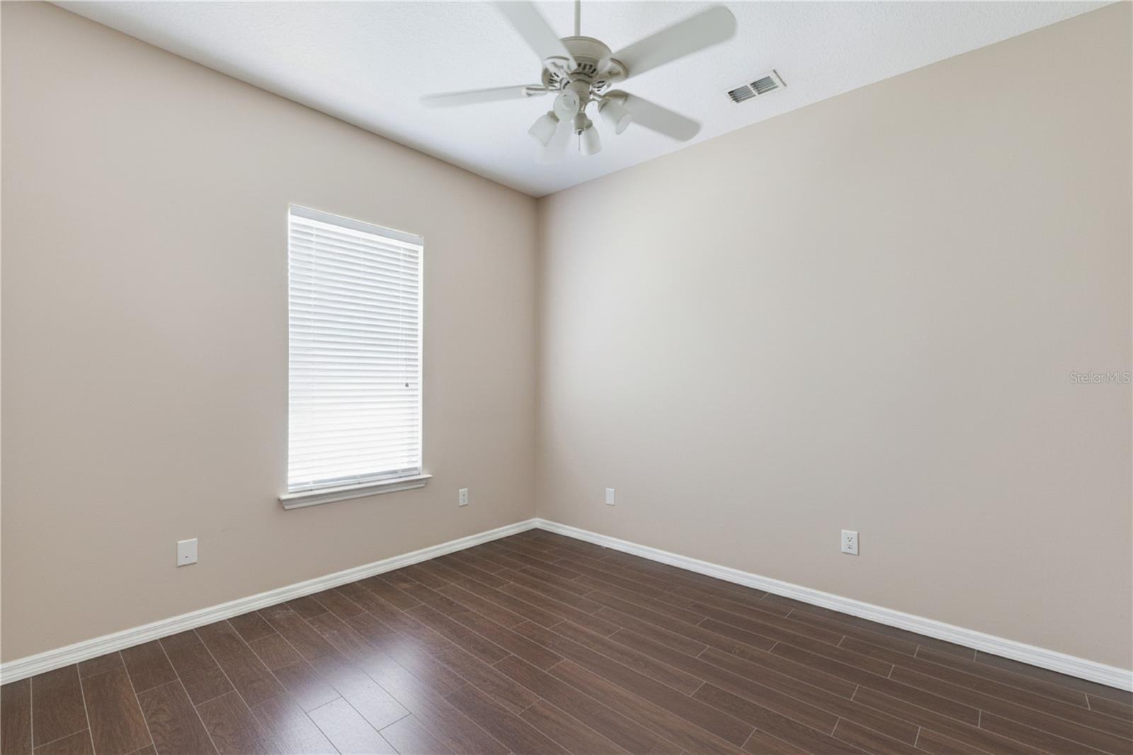 2824 MAJESTIC ISLE DR, CLERMONT, FL, 34711