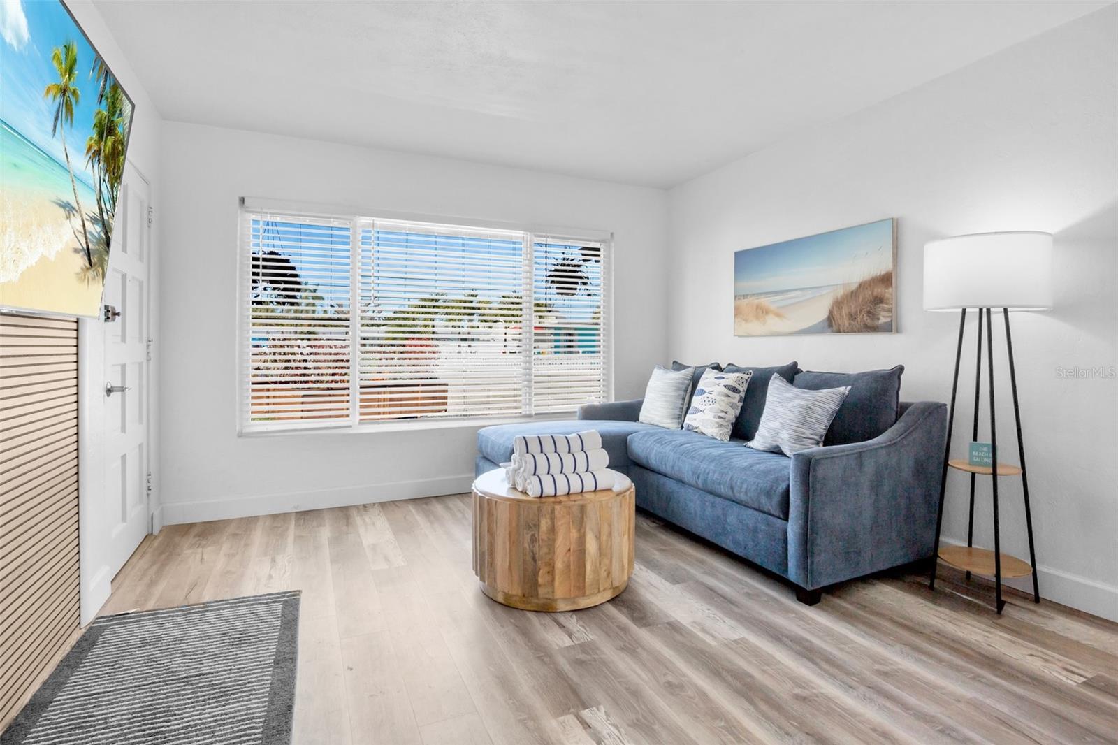 1138 SUN N SEA DR, SARASOTA, FL, 34242