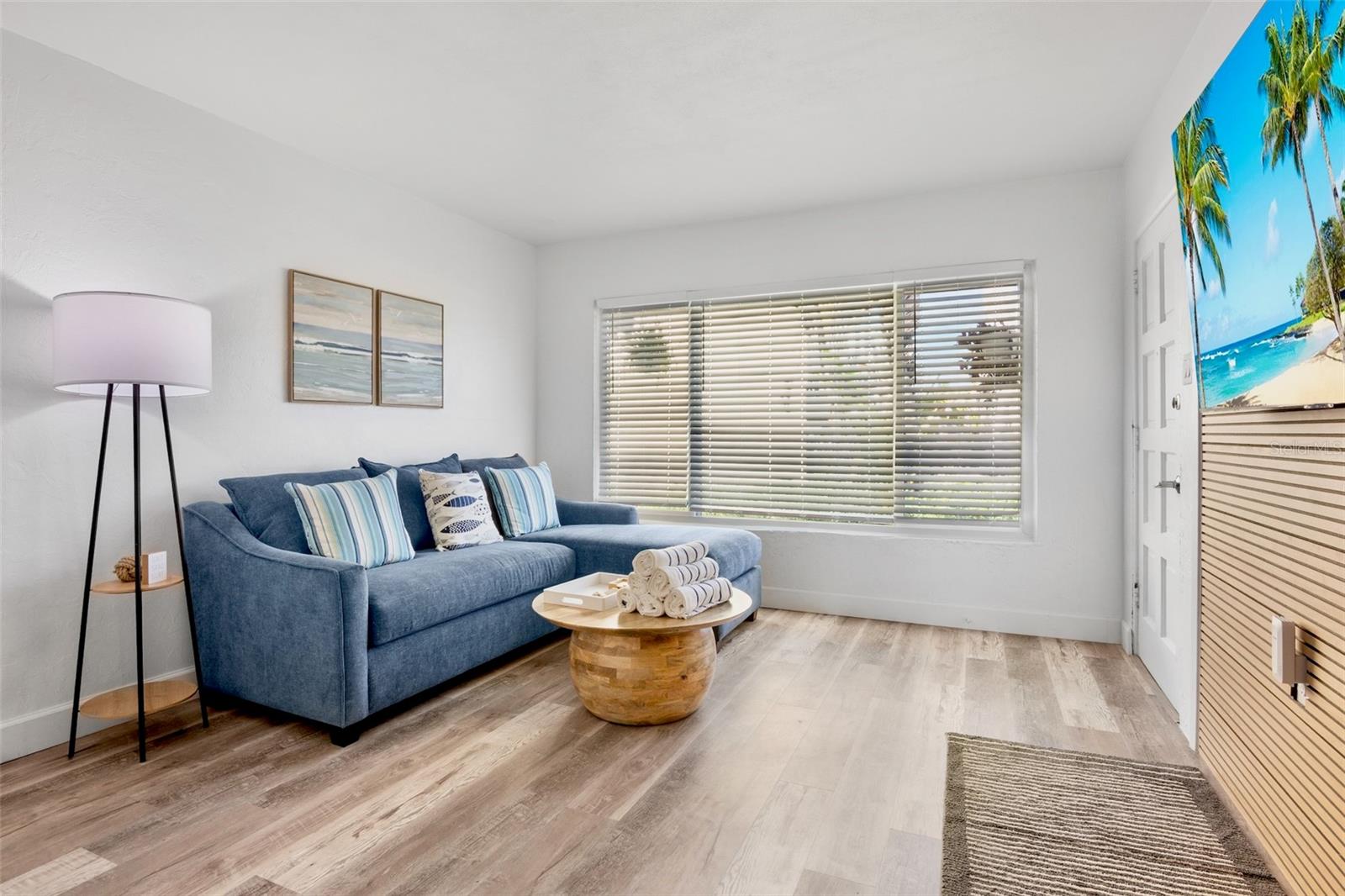 1138 SUN N SEA DR, SARASOTA, FL, 34242