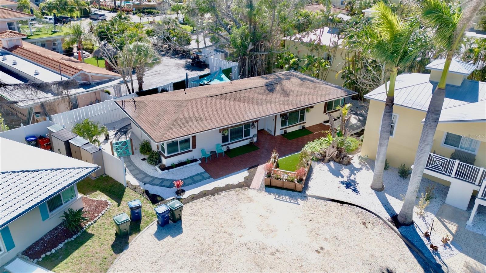 1138 SUN N SEA DR, SARASOTA, FL, 34242