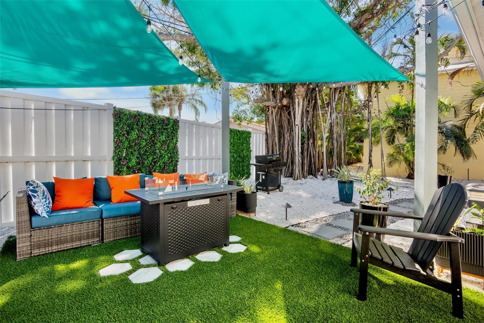 1138 SUN N SEA DR, SARASOTA, FL, 34242