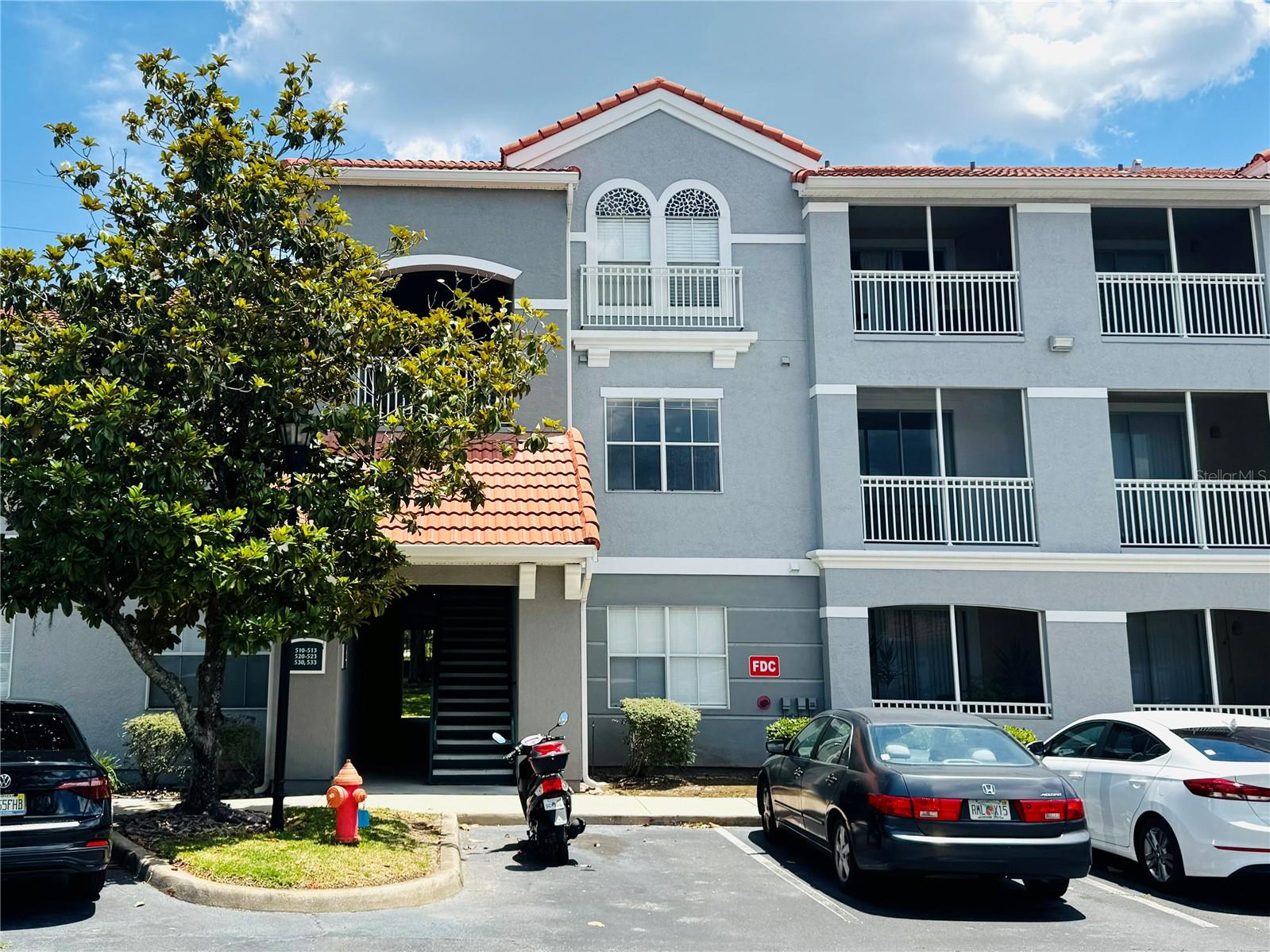 18001 RICHMOND PLACE DR #523, TAMPA, FL, 33647