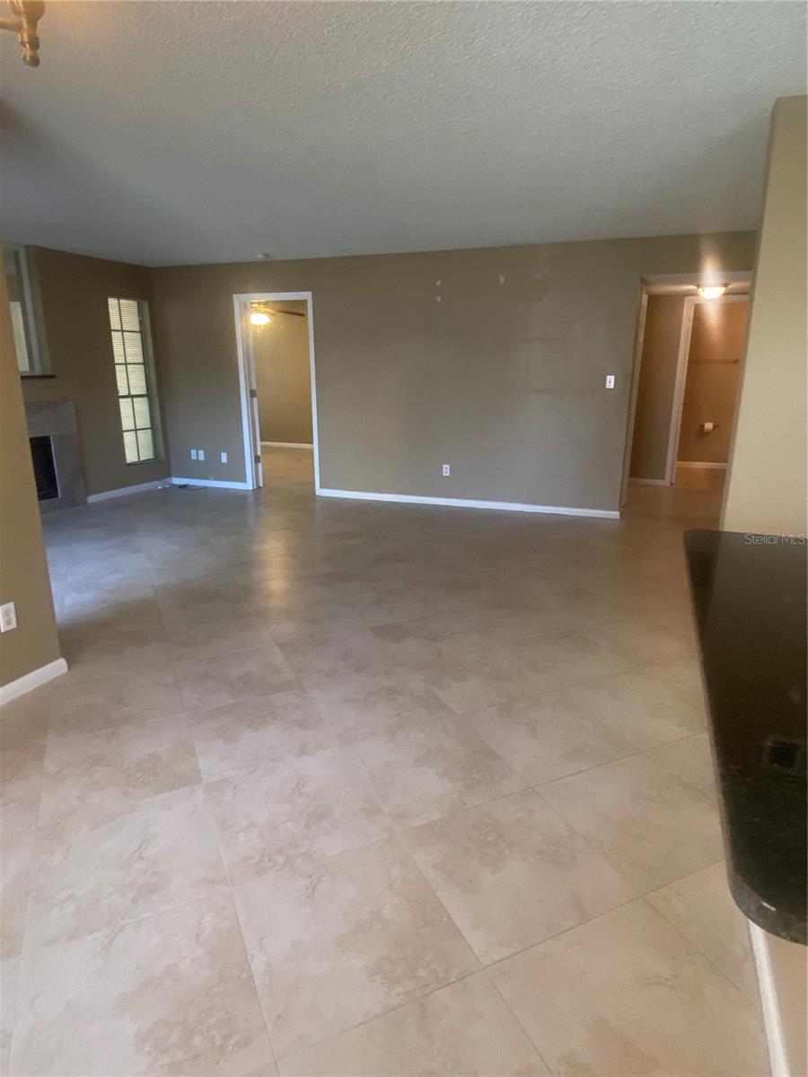 8724 MALLARD RESERVE DR #102, TAMPA, FL, 33614
