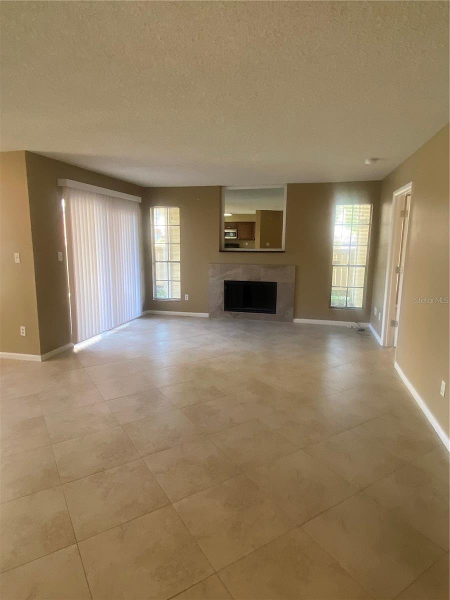 8724 MALLARD RESERVE DR #102, TAMPA, FL, 33614