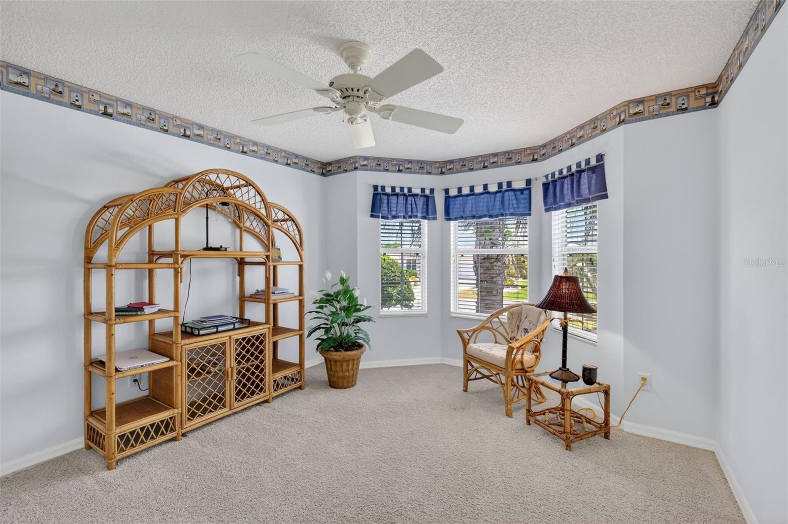 403 MCLEOD LN, THE VILLAGES, FL, 32162
