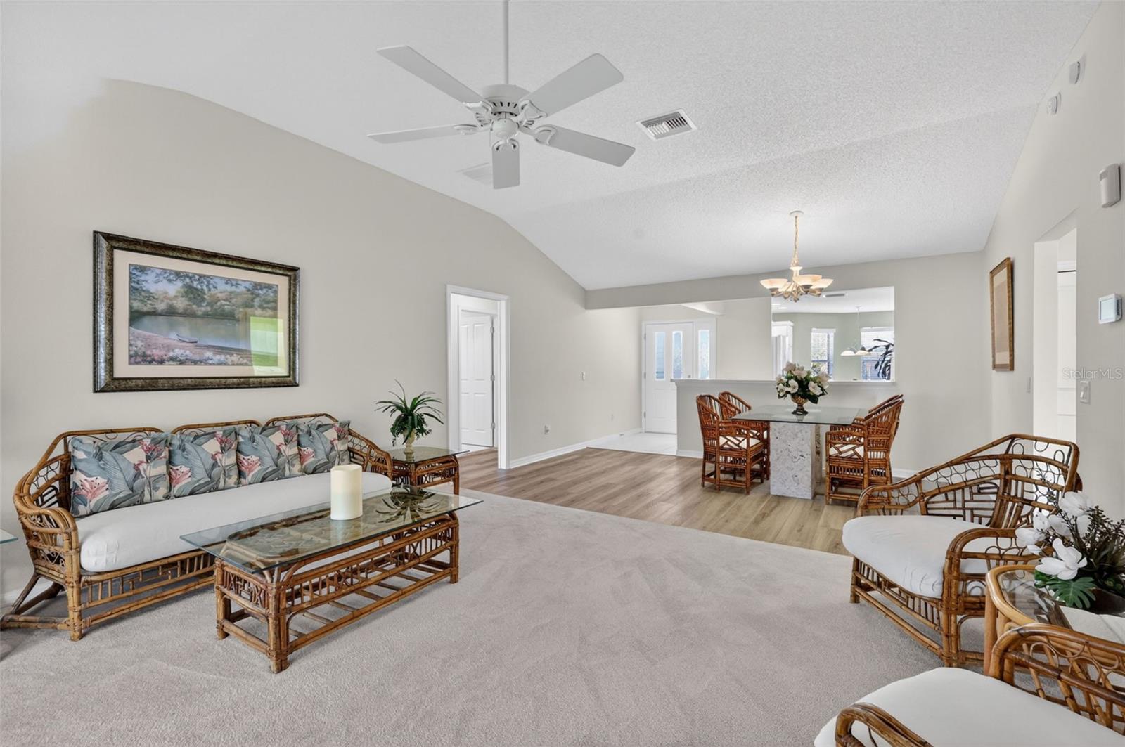403 MCLEOD LN, THE VILLAGES, FL, 32162