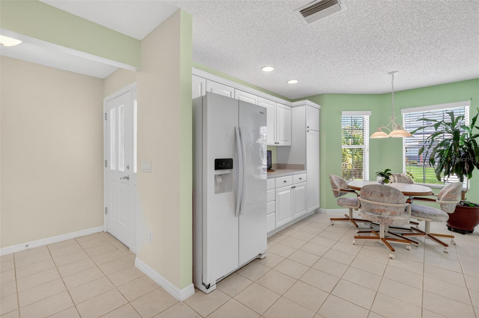 403 MCLEOD LN, THE VILLAGES, FL, 32162