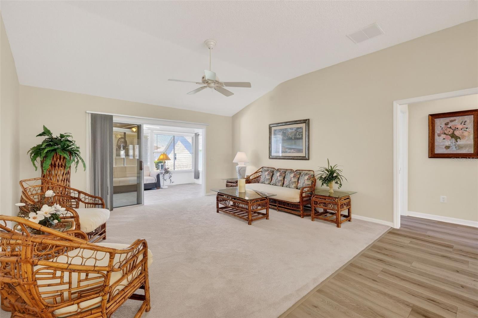 403 MCLEOD LN, THE VILLAGES, FL, 32162