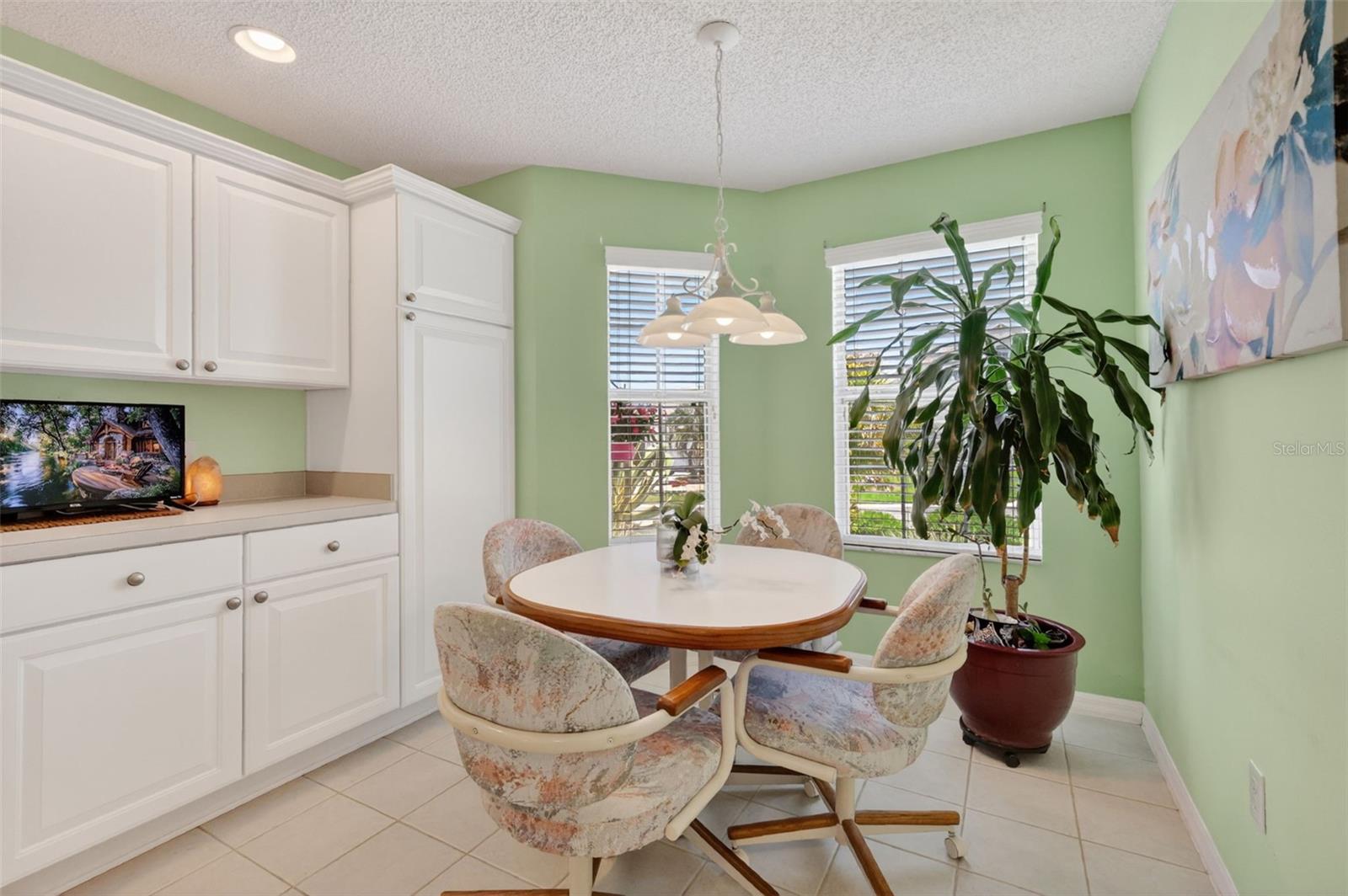 403 MCLEOD LN, THE VILLAGES, FL, 32162